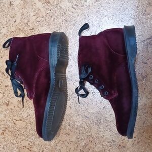 Dr. Martens Women's Burgundy Velvet Lana Boots Size 7